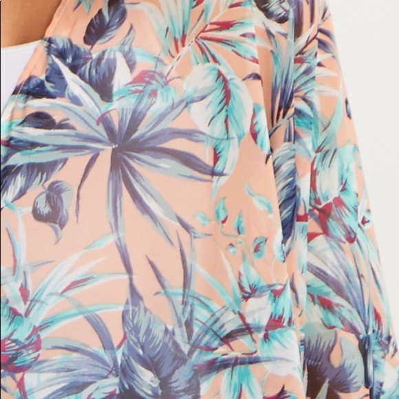 ⭐️Host Pick⭐️ Pinkblush Peach Tropic Maternity Kimono - Picture 4 of 5